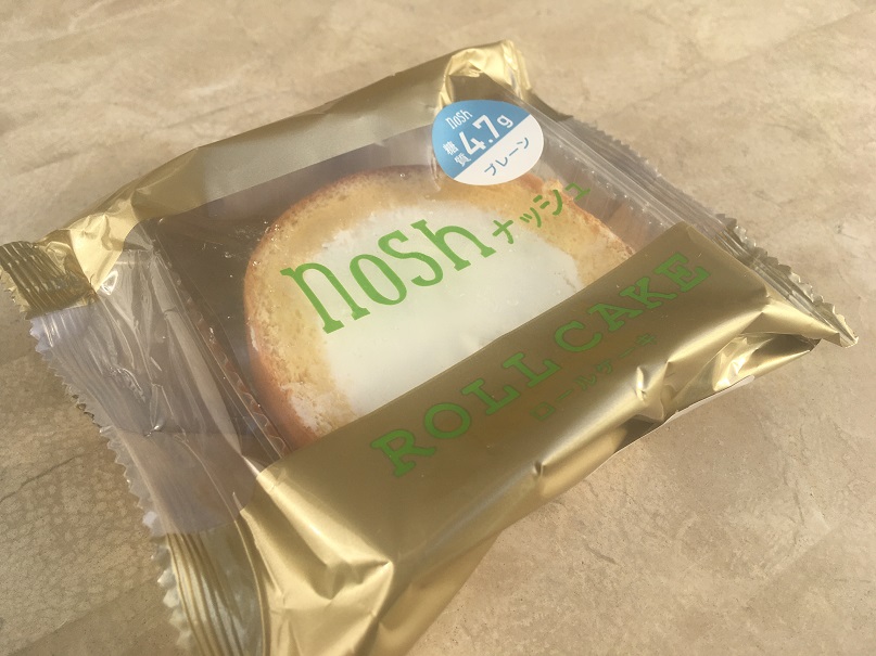 ナッシュのロールケーキのパッケージ